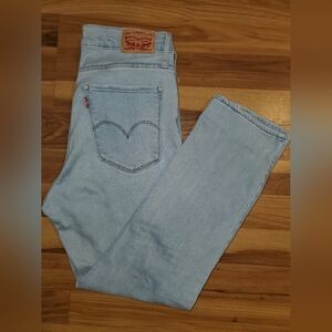 Levi's Women's Straight Leg Jeans